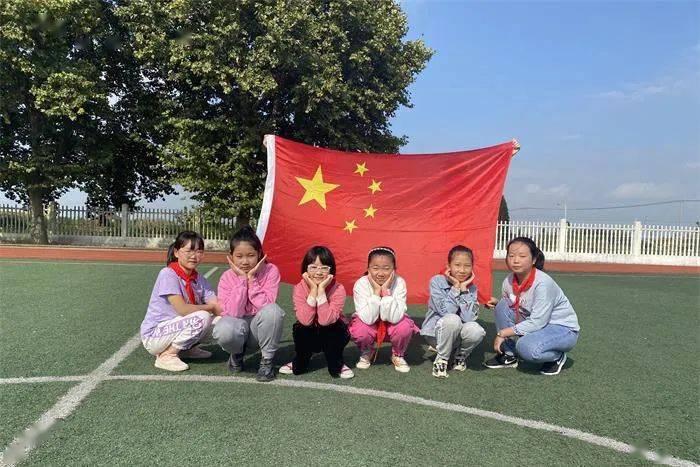 卑鄙的小妖精